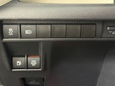 2022 Toyota Sienna XLE 8 Passenger