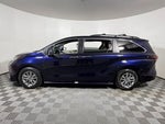 2022 Toyota Sienna XLE 8 Passenger