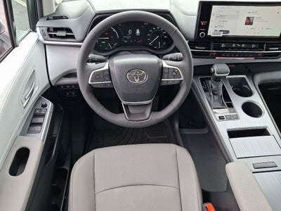 2026 Toyota Sienna XLE 7 Passenger