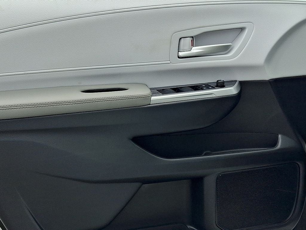2026 Toyota Sienna XLE 7 Passenger