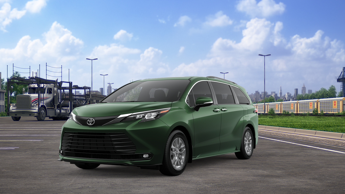 2026 Toyota Sienna XLE