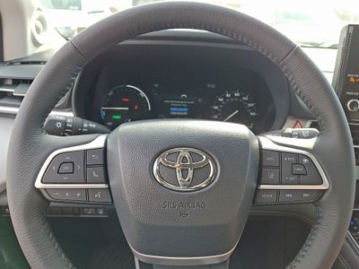 2026 Toyota Sienna XLE