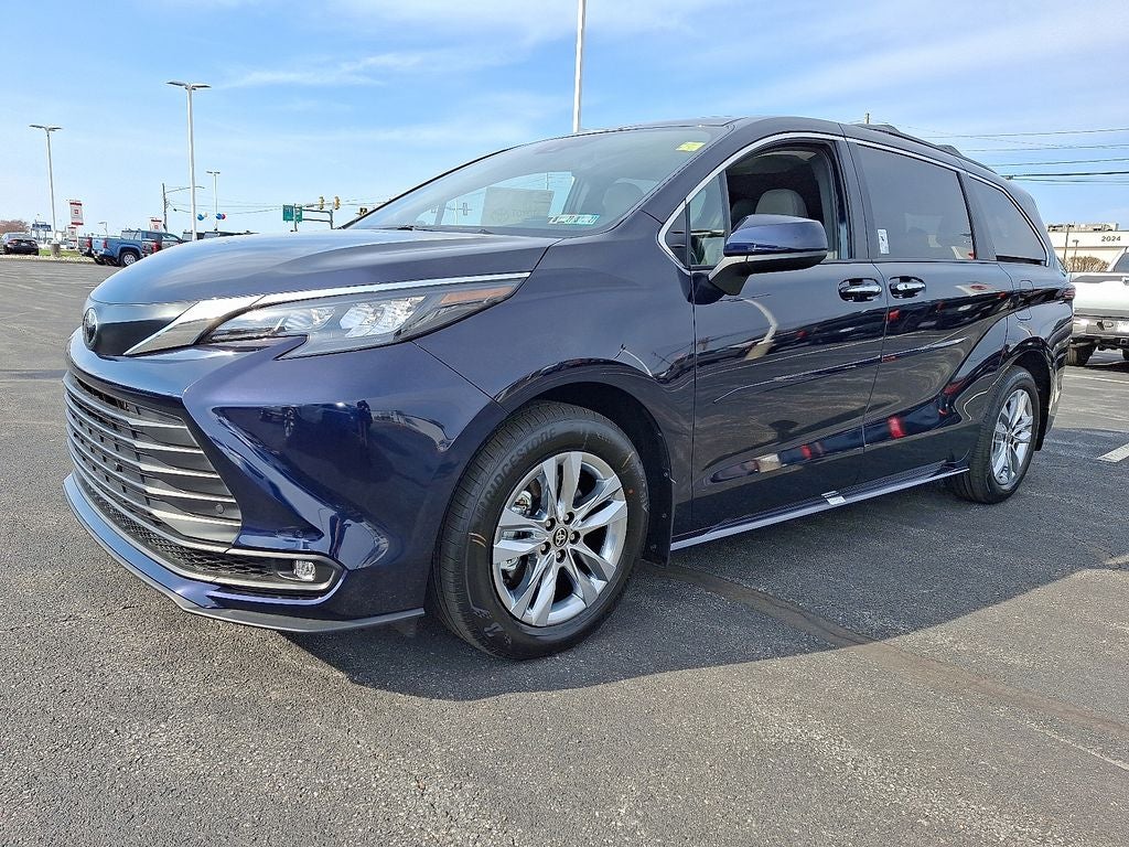 2026 Toyota Sienna XLE