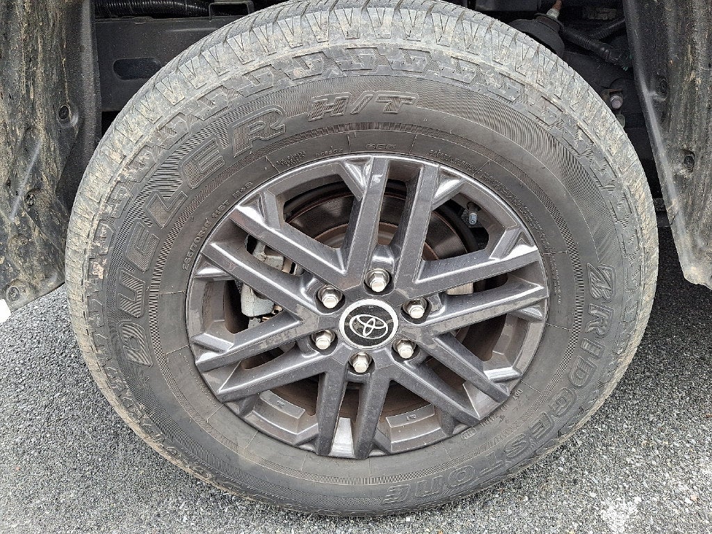 2024 Toyota Tundra SR5