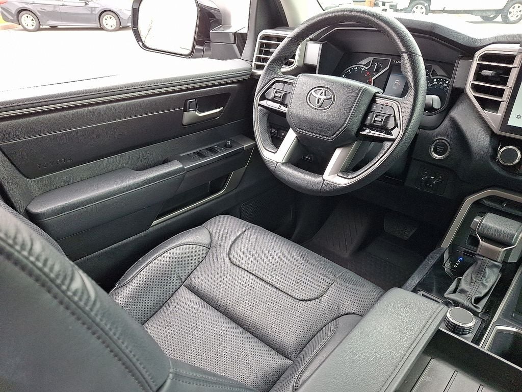 2023 Toyota TUNDRA 4X4 SR5