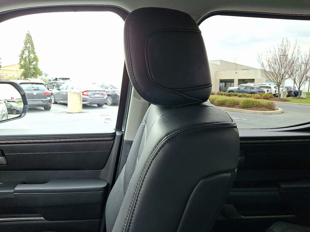 2023 Toyota TUNDRA 4X4 SR5