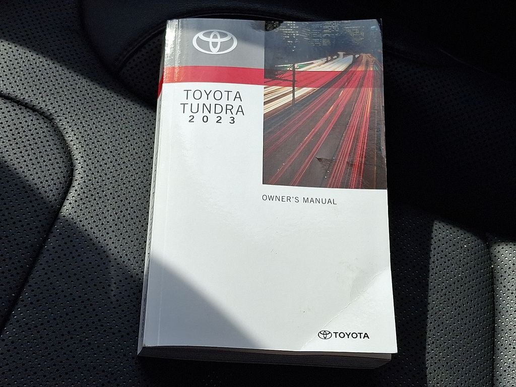 2023 Toyota TUNDRA 4X4 SR5