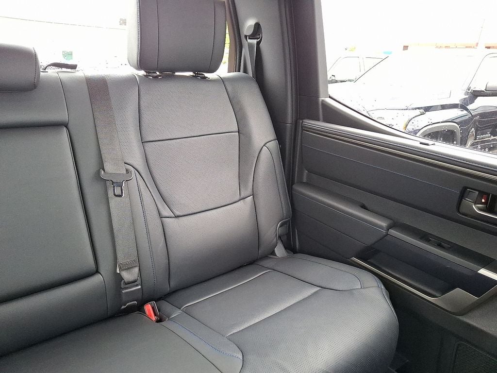 2026 Toyota Tundra i-FORCE MAX Platinum i-FORCE MAX