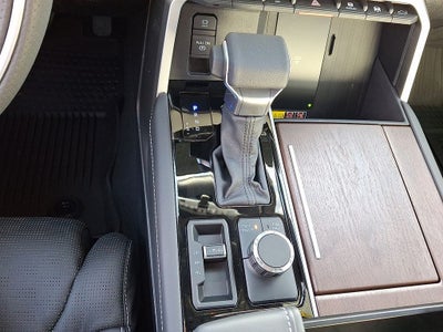 2025 Toyota Tundra Hybrid Capstone