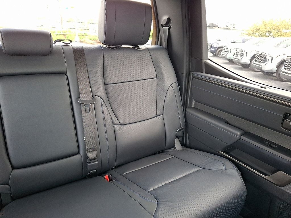 2026 Toyota Tundra i-FORCE MAX Platinum i-FORCE MAX