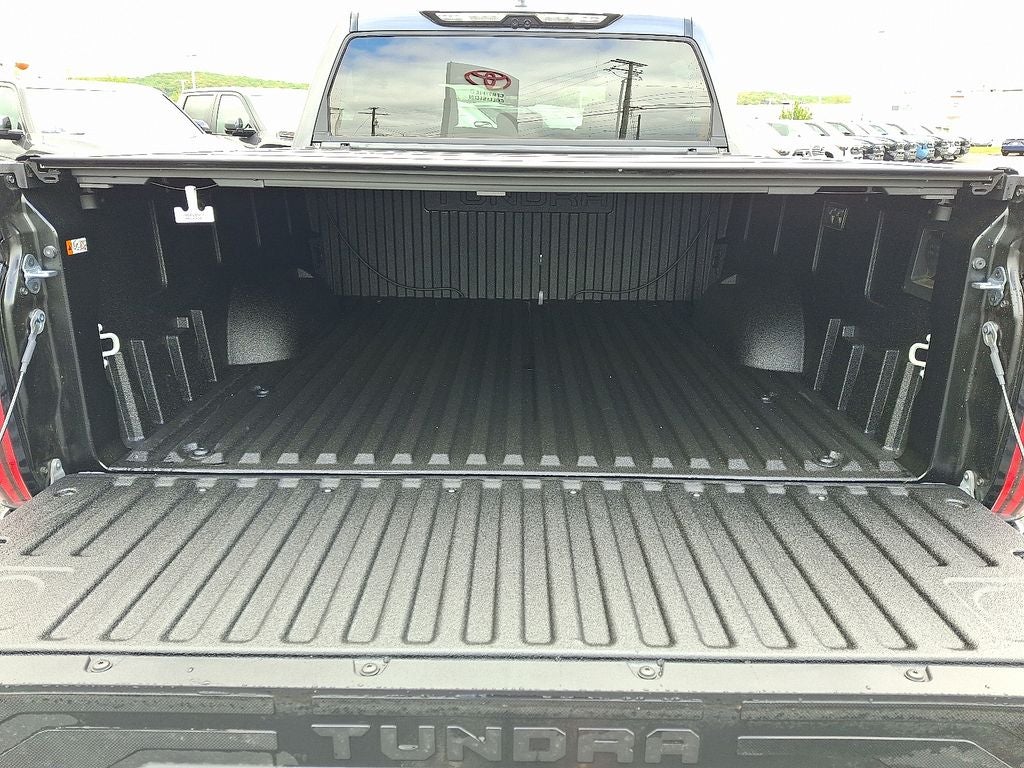 2026 Toyota Tundra i-FORCE MAX Platinum i-FORCE MAX