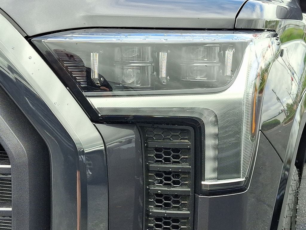 2026 Toyota Tundra i-FORCE MAX Platinum i-FORCE MAX
