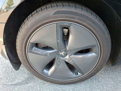 2019 Tesla Model 3 Base