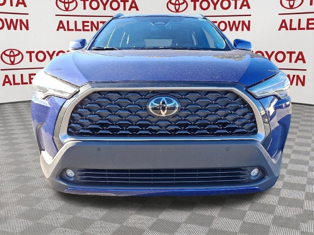 2024 Toyota Corolla Cross XLE