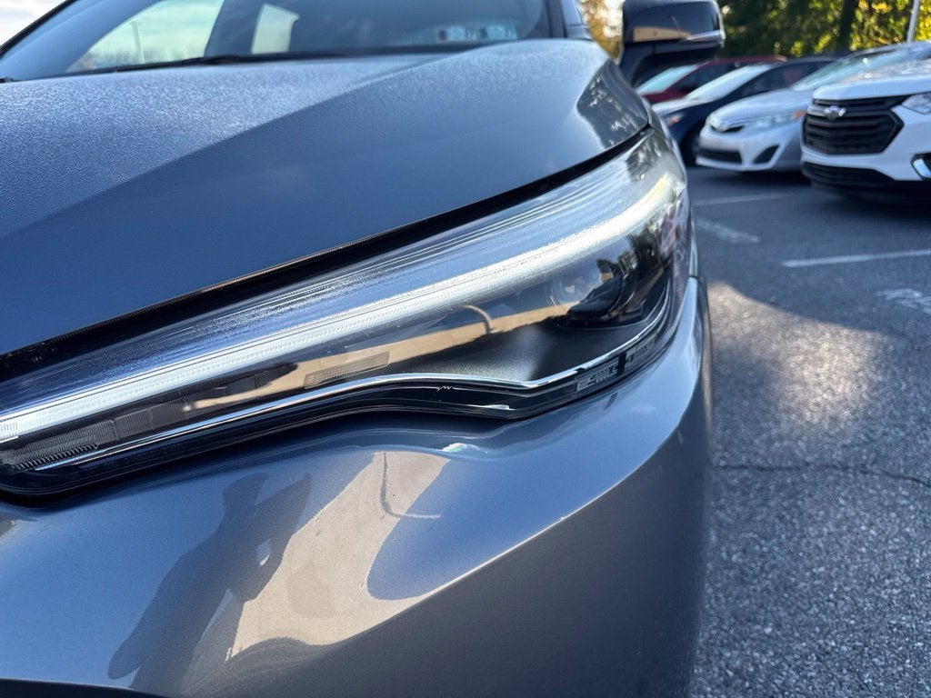 2025 Toyota Corolla Cross Hybrid XSE