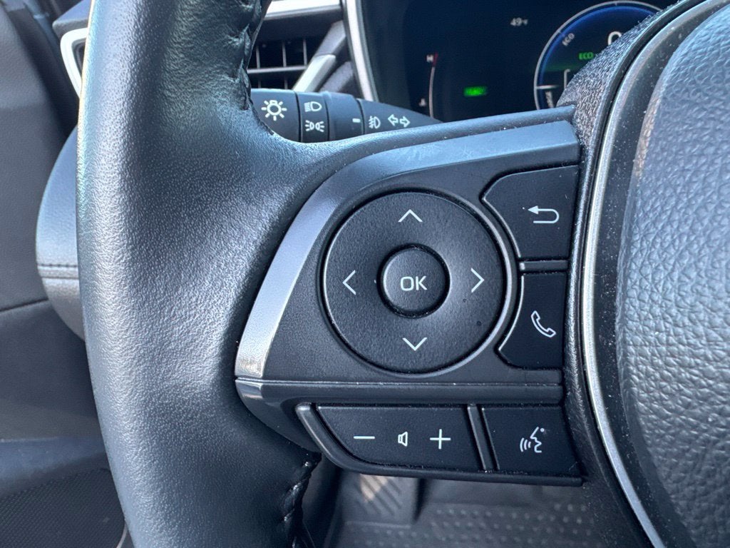 2025 Toyota Corolla Cross Hybrid XSE