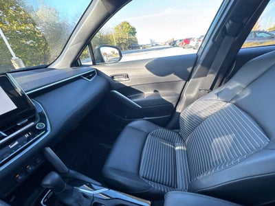 2025 Toyota Corolla Cross Hybrid XSE