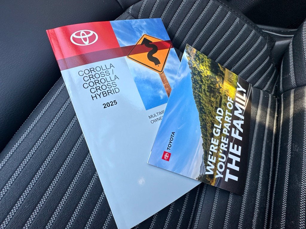 2025 Toyota Corolla Cross Hybrid XSE