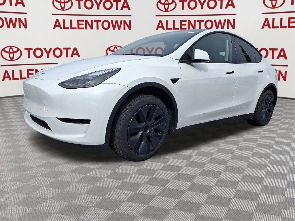 2025 Tesla Model Y Long Range