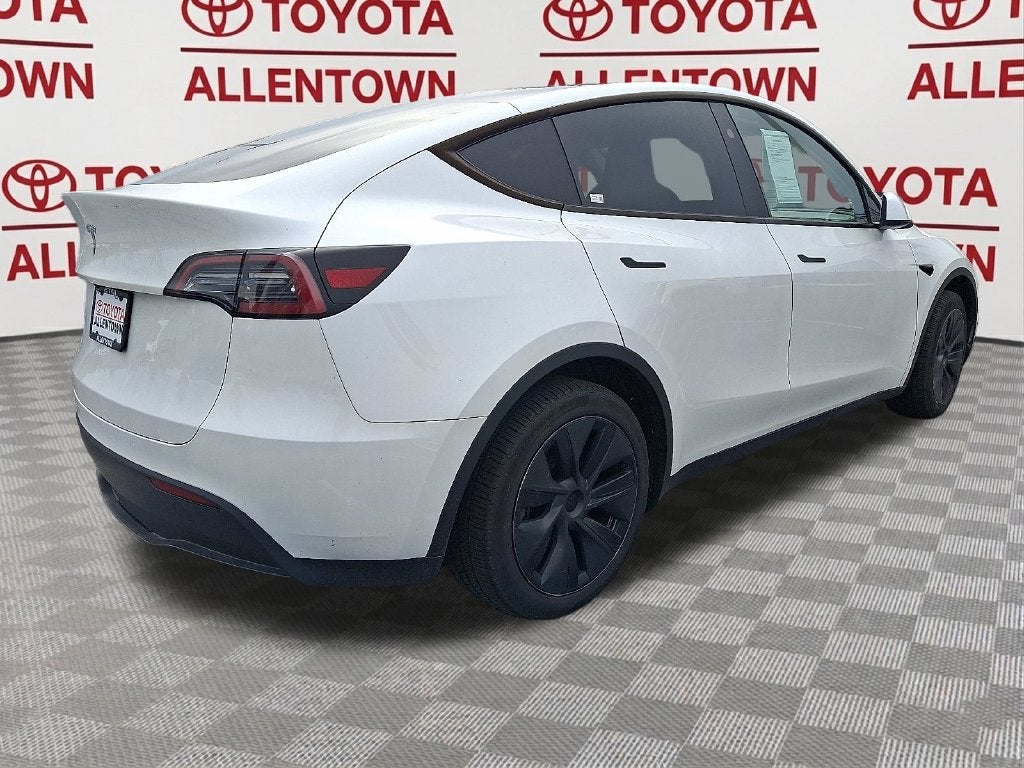 2025 Tesla Model Y Long Range
