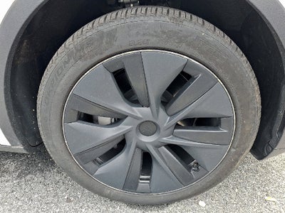 2025 Tesla Model Y Long Range