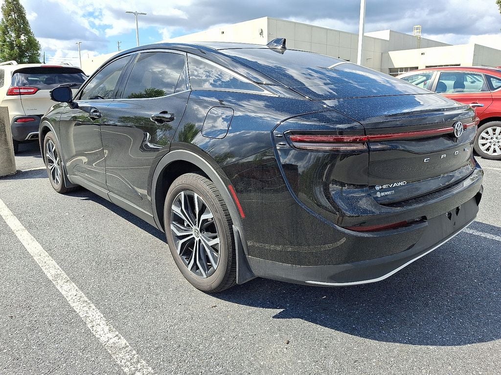 2024 Toyota CROWN XLE