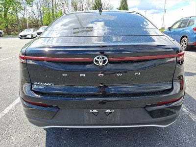 2024 Toyota CROWN XLE