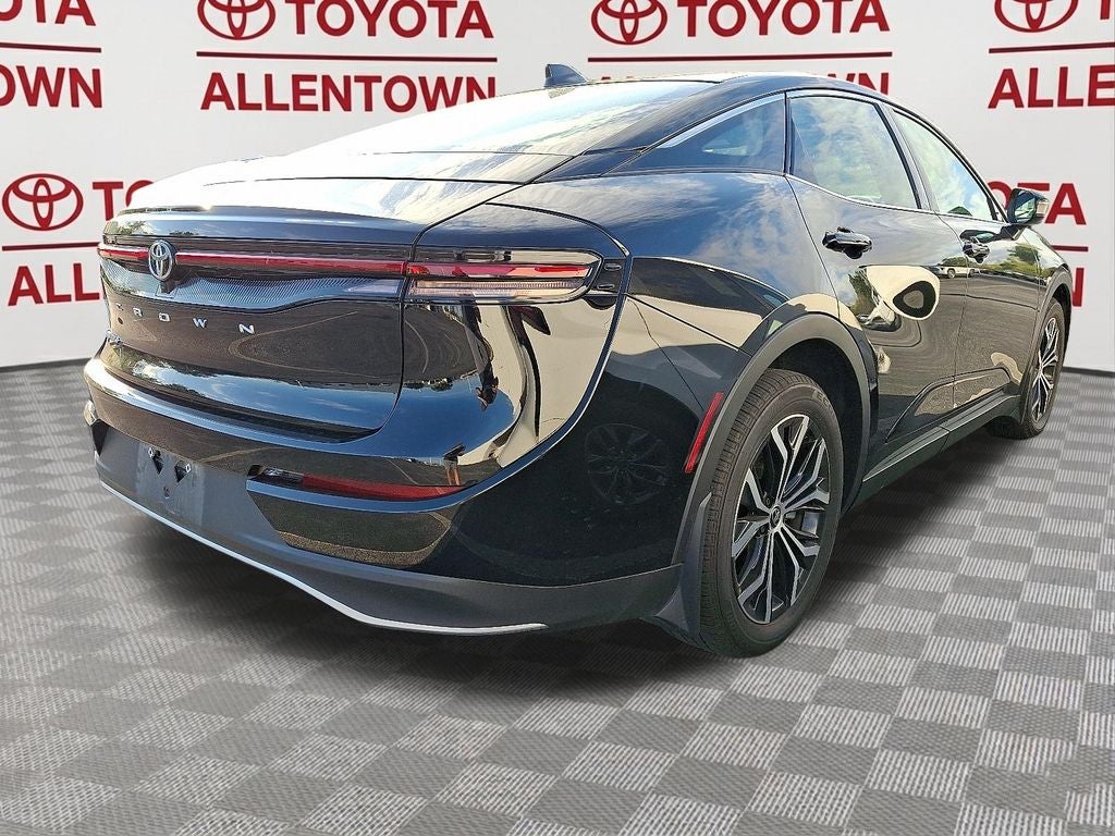 2026 Toyota Toyota Crown XLE