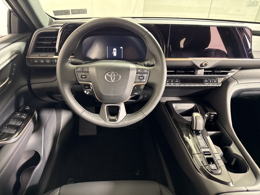 2026 Toyota Toyota Crown Signia XLE