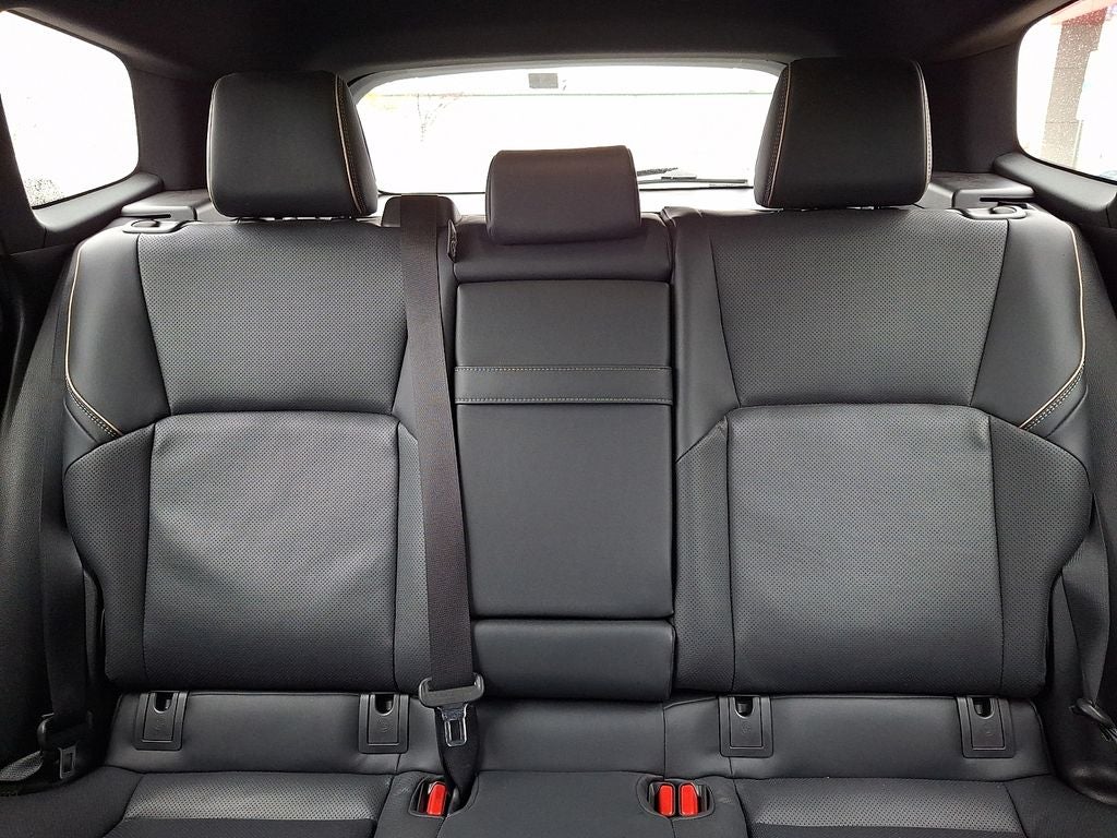 2025 Toyota CROWN SIGNIA XLE