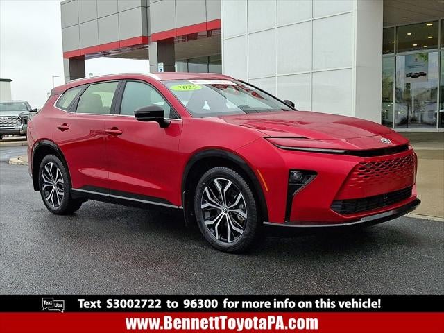 2025 Toyota CROWN SIGNIA XLE