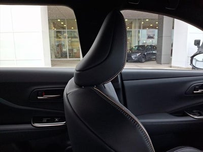 2025 Toyota CROWN SIGNIA XLE