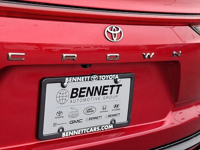 2025 Toyota CROWN SIGNIA XLE