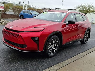 2025 Toyota CROWN SIGNIA XLE