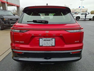 2025 Toyota CROWN SIGNIA XLE