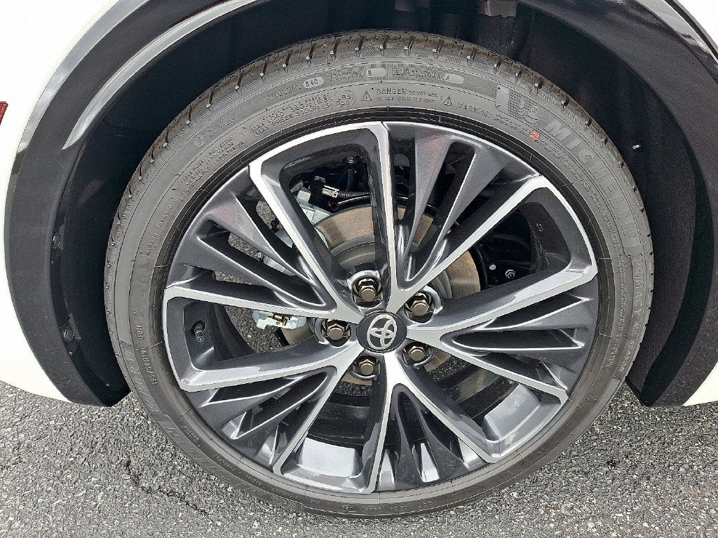 2027 Toyota Prius XLE