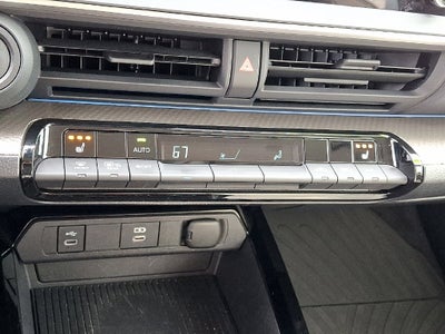 2024 Toyota Prius XLE