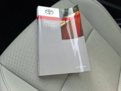 2024 Toyota Prius XLE