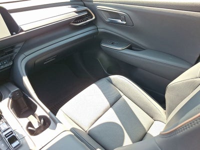 2023 Toyota Toyota Crown PLT Platinum