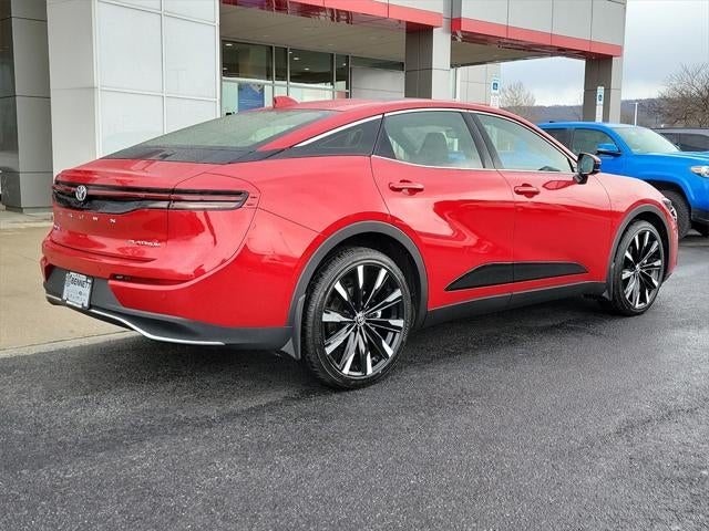 2023 Toyota Toyota Crown PLT Platinum