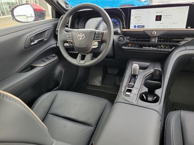 2023 Toyota Toyota Crown PLT Platinum