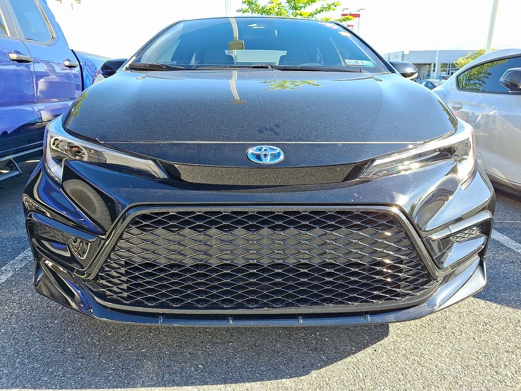 2025 Toyota COROLLA HYBRID SE