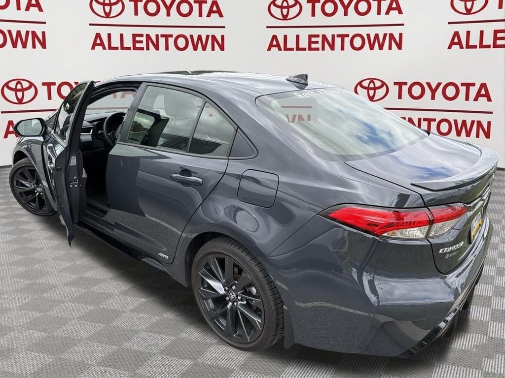 2025 Toyota Corolla Hybrid SE