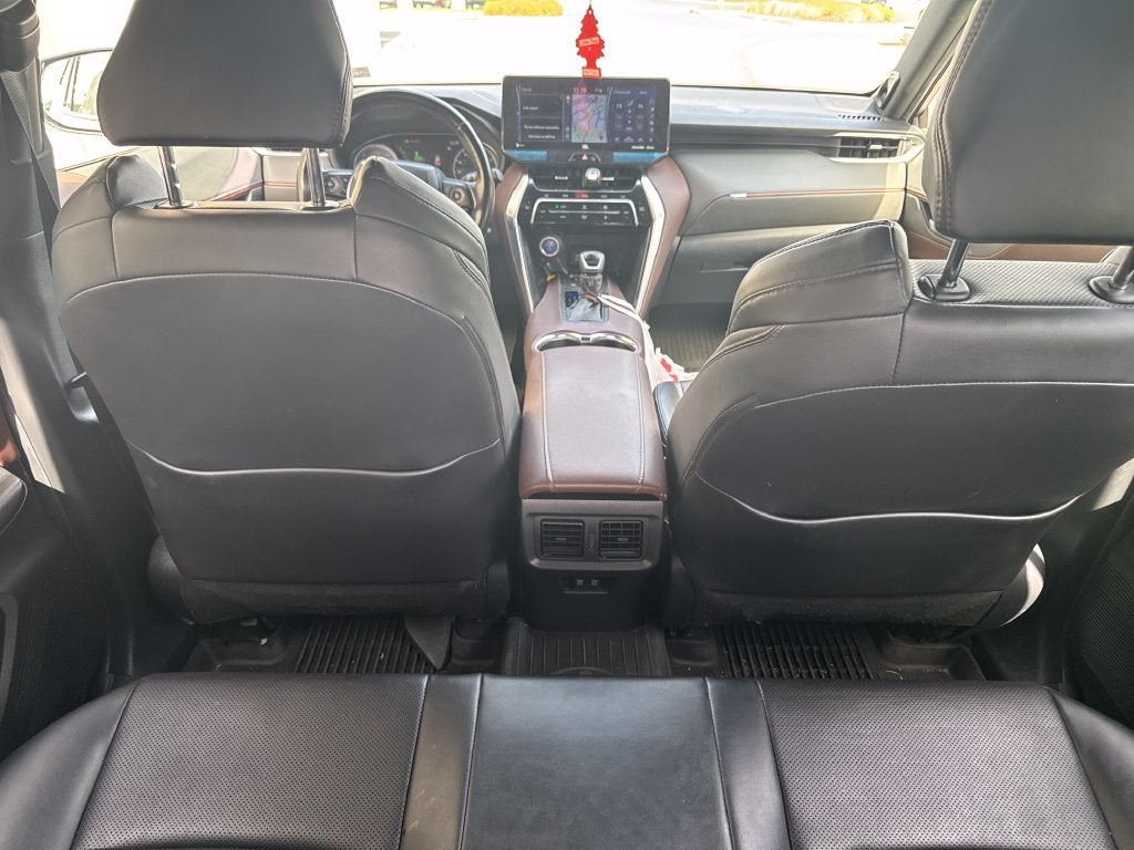 2021 Toyota Venza XLE