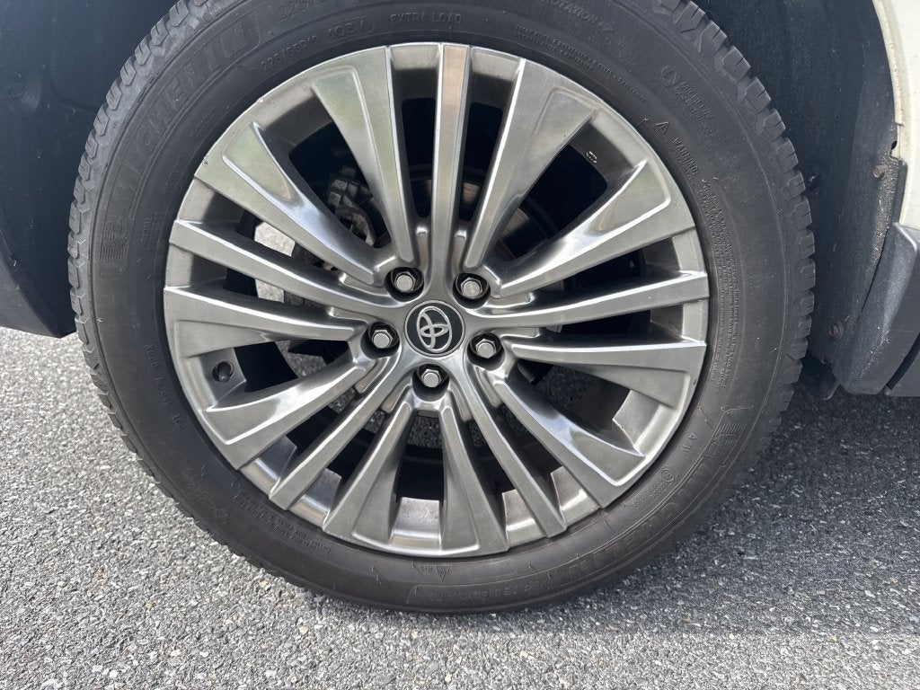 2021 Toyota Venza XLE