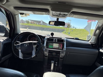 2010 Toyota 4RUNNER Limited V6