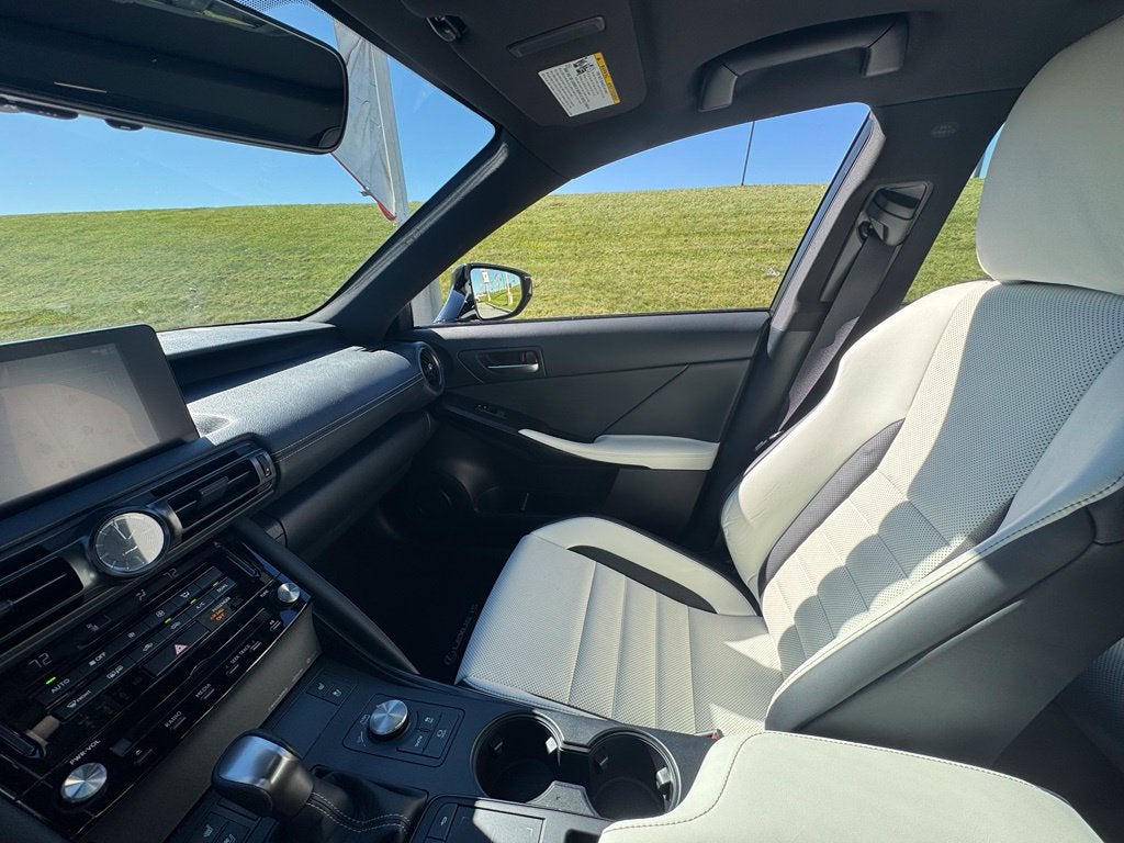 2025 Lexus IS 350 F SPORT