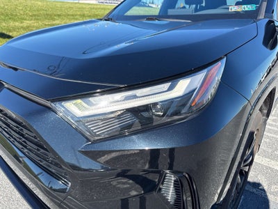 2022 Toyota RAV4 Hybrid SE