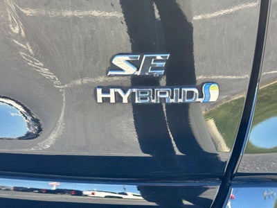 2022 Toyota RAV4 Hybrid SE