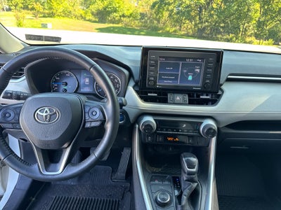2022 Toyota RAV4 Hybrid XLE Premium